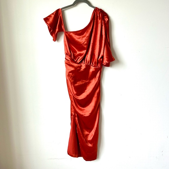 PRETTY LITTLE THING Rust Colored Satin One Shoulder Midi Dress—SZ. 4 - Picture 14 of 17
